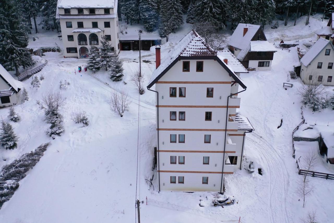 Apartment Petrovic Kopaonik Exteriör bild