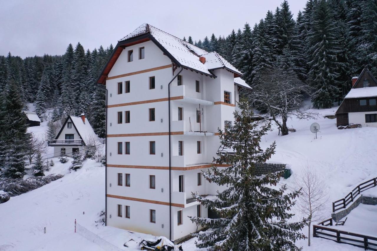 Apartment Petrovic Kopaonik Exteriör bild